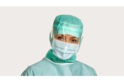 Arzt mit Barrier OP-Maske Extra Protection