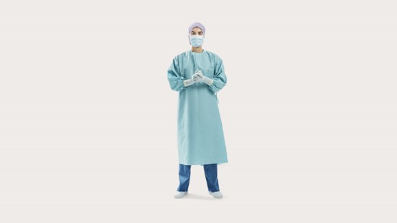 Medizinische Fachkräfte, die BARRIER OP-Mäntel tragen